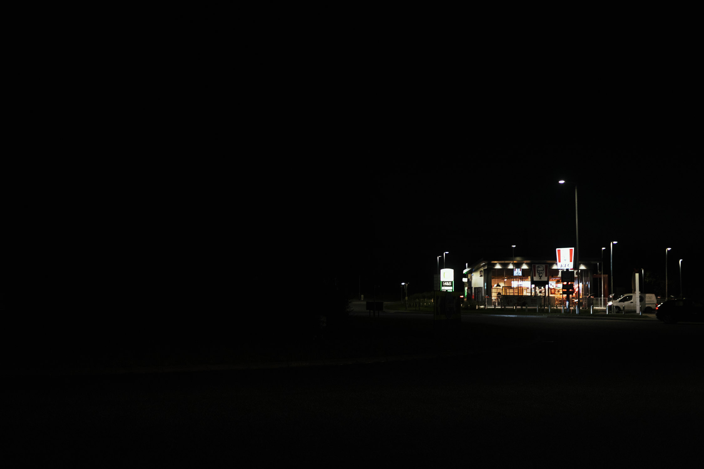 KFC in South Woodham Ferrers at night.